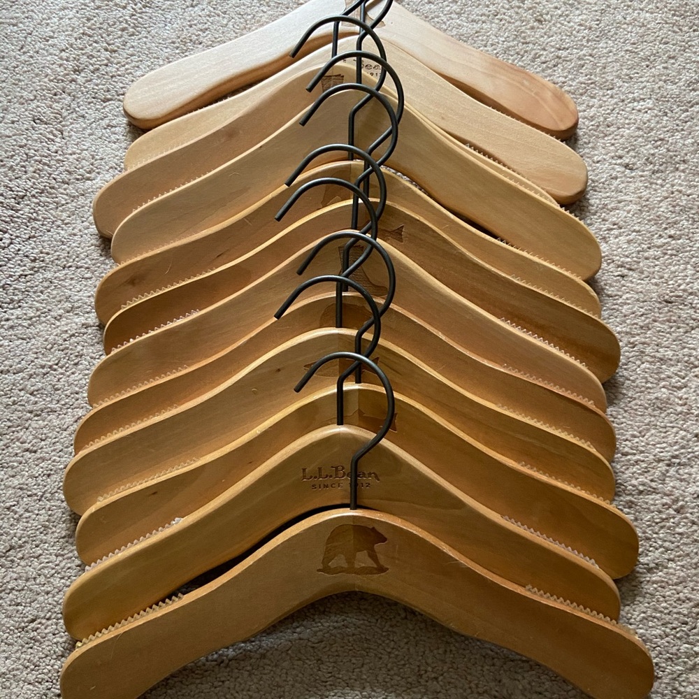 L.L. Bean Kids No-Slip Wooden Hangers (24)